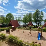 Stanica Wodna Pttk Wdzydze Chalet Wdzydze Kiszewskie