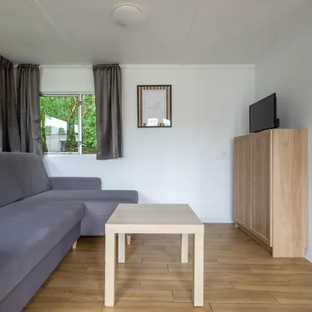 Hotel Stanica Wodna Pttk Wdzydze *