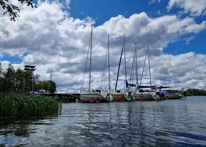 Stanica Wodna Pttk Wdzydze Alpstuga Wdzydze Kiszewskie