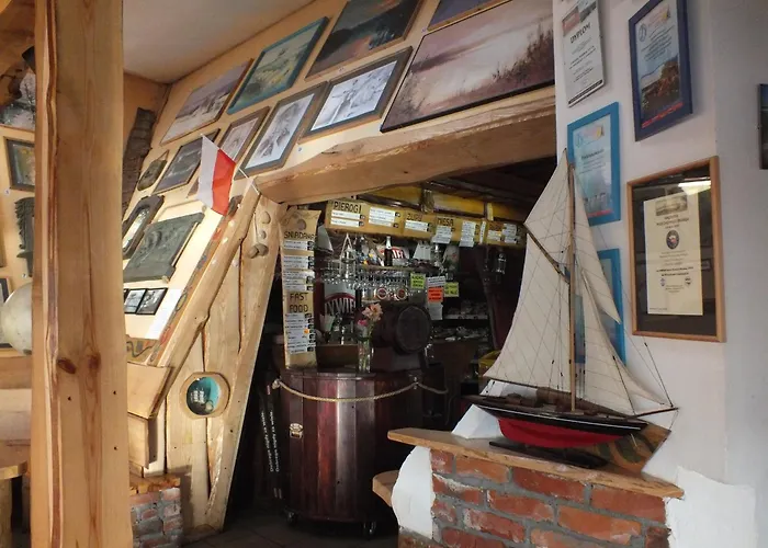 Chalet Stanica Wodna Pttk Wdzydze Wdzydze Kiszewskie